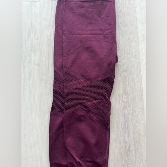 Fabletics Leggings - Picture 2 of 3